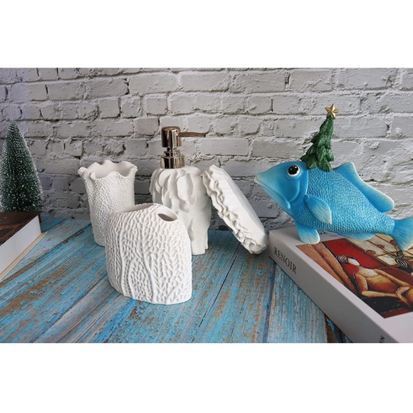 Bathroom Accessories Set 4 Coral Seashell Design - Picture 6 of 6